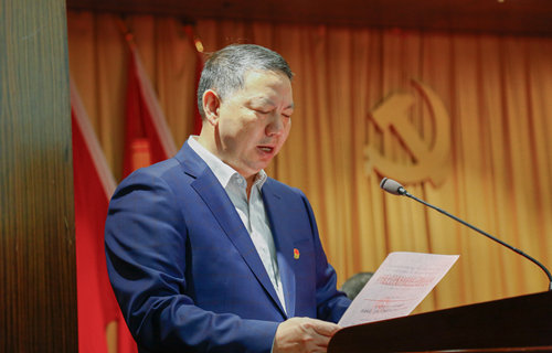 宜化集團(tuán)召開2019年慶?！拔逡弧眹H勞動(dòng)節(jié)暨表彰大會(huì)(圖5)