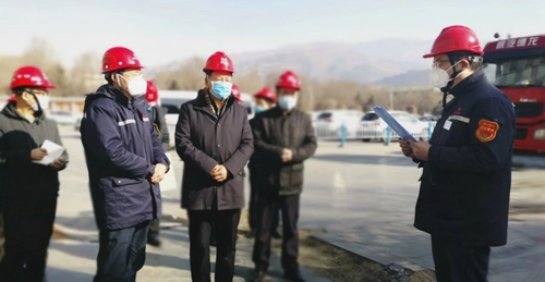 青海省委常委、省總工會主席馬吉孝到青海宜化調(diào)研慰問(圖1)