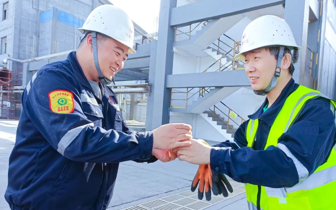 新疆宜化乙炔車間運行一班：立足崗位強技能，凝心聚力創(chuàng)佳績(圖5)