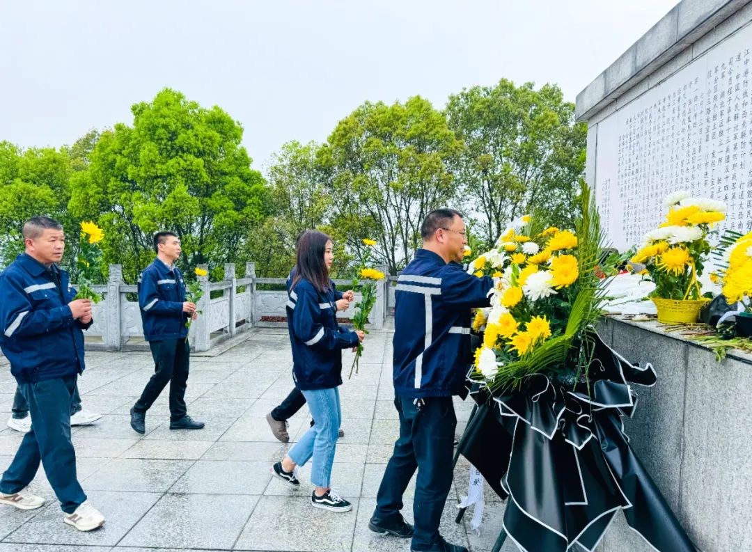 在緬懷中汲取奮進(jìn)力量！這場主題黨日活動“走心”更“入心”！(圖4)
