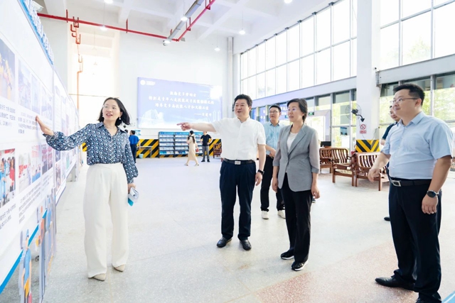湖北省人社廳黨組書記、廳長(zhǎng)李述永到宜化實(shí)訓(xùn)基地調(diào)研