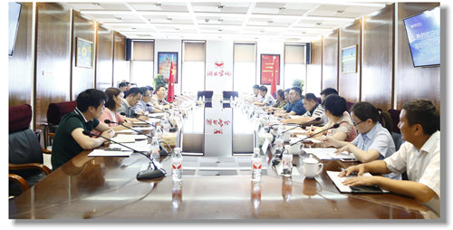 中國郵政儲(chǔ)蓄銀行湖北省分行副行長(zhǎng)蔡平選一行到訪宜化集團(tuán)