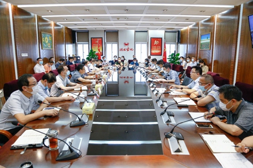集團(tuán)召開行政辦公會 強調(diào)黨員干部要做到“五講”