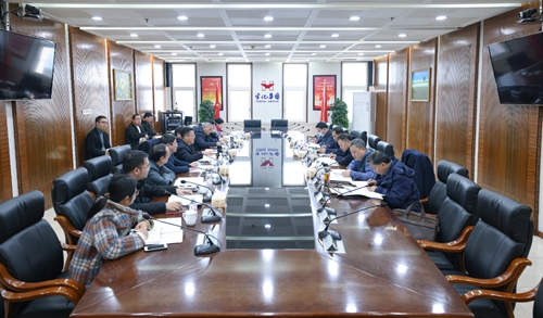 宜昌市國資委黨委書記、主任黃智華一行到宜化集團(tuán)調(diào)研